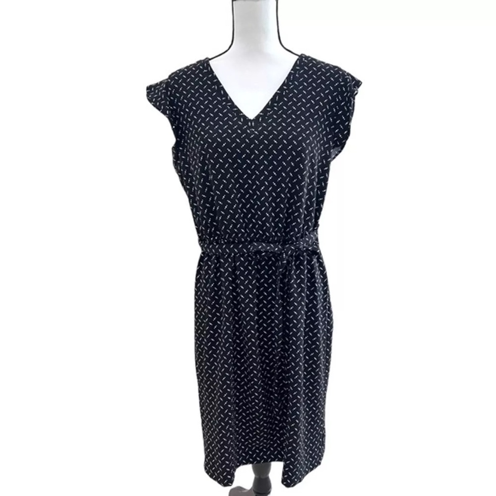 Ann Taylor Dress‎ Flutter Sleeve, Women's medium Black Polka Dot